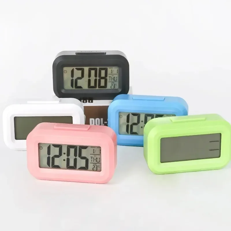 Modern Electronics Gadgets - Horloge numérique LED avec rétroéclairage, affichage